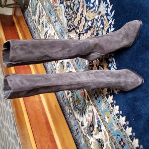 Antonio Melani suede boots